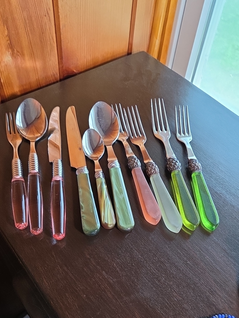 Mixed Lot Stainless Steel & Acrylic Cutlery